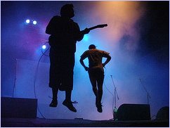 4 pesos - Libertinus - CC BY-SA